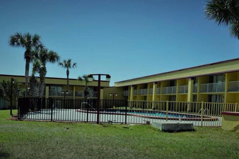 Rodeway Inn Clermont Exterior foto