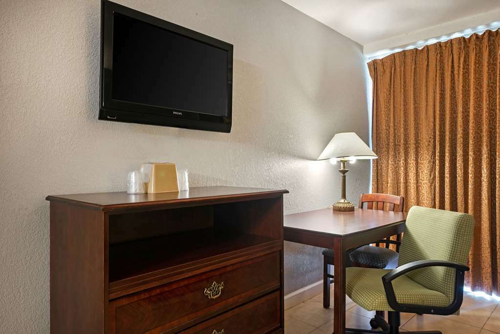 Rodeway Inn Clermont Quarto foto